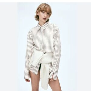 😍Zara flowly lined button shirt